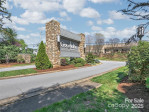 521 Crowfields Ln Asheville, NC 28803