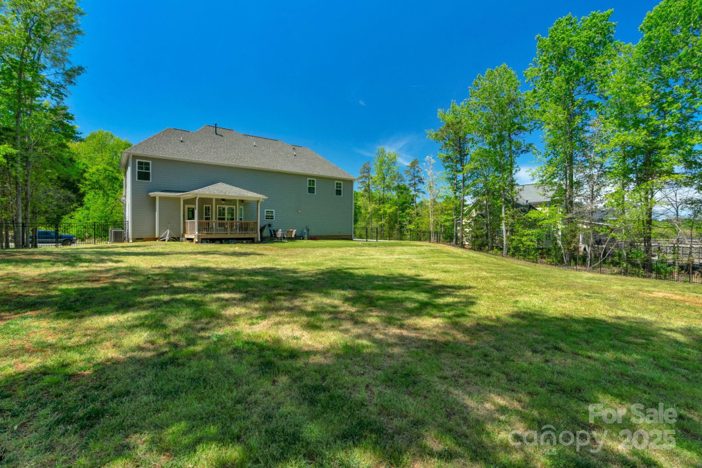 3011 Waxhaw Crossing Dr Waxhaw, NC 28173
