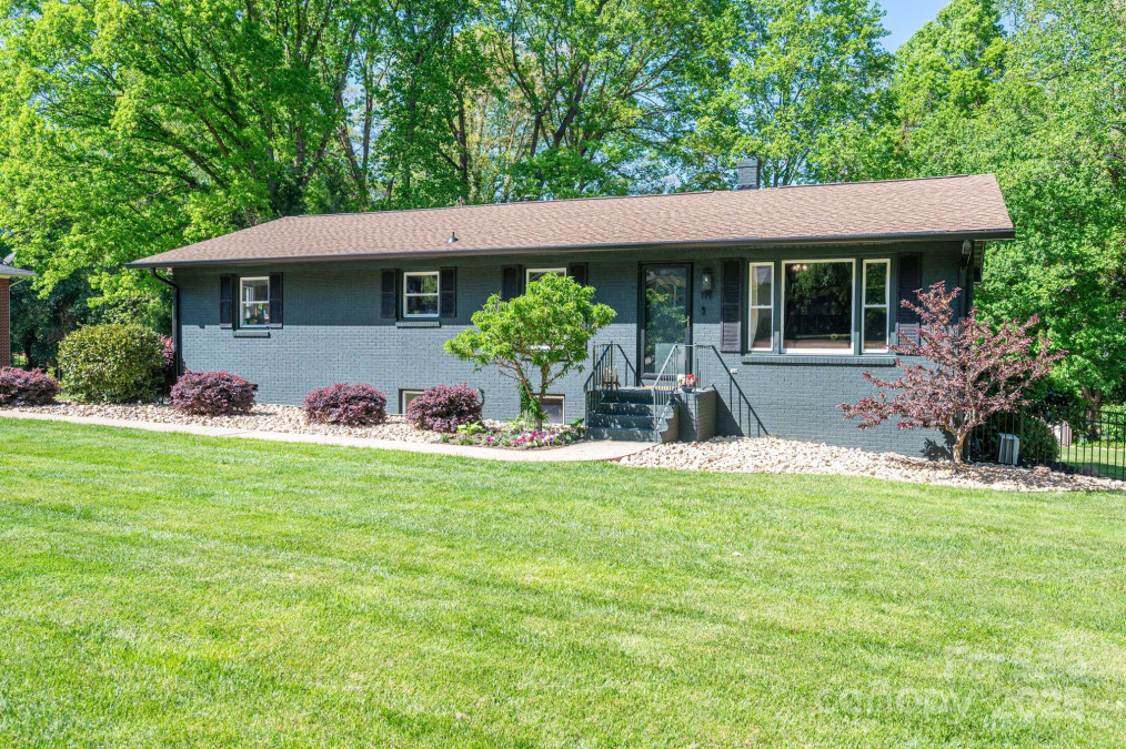 119 Meadowbrook Ln Davidson, NC 28036