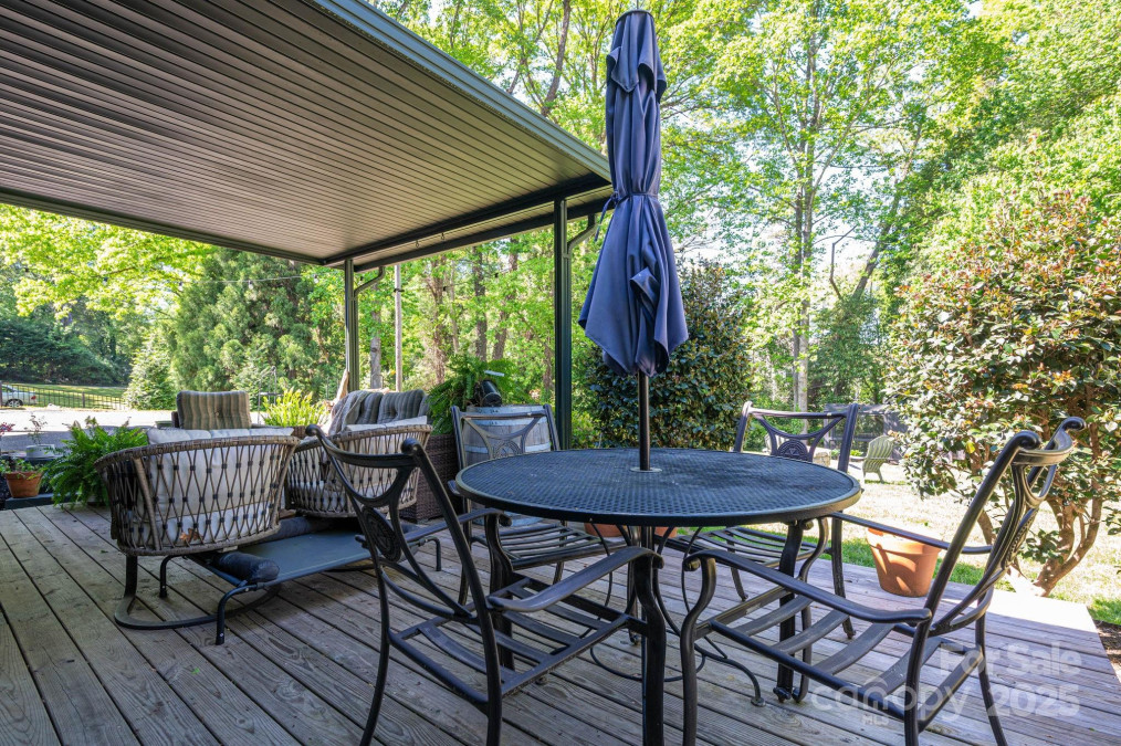 119 Meadowbrook Ln Davidson, NC 28036
