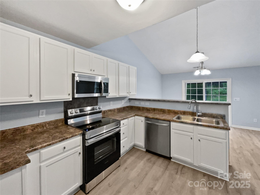 526 Pennyfields Ln Clover, SC 29710