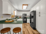 2304 Mountain Page Rd Saluda, NC 28773