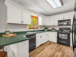 2304 Mountain Page Rd Saluda, NC 28773