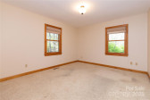 309 Old Farm School Rd Asheville, NC 28805