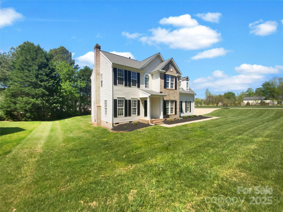 704 Georgie St Troutman, NC 28166