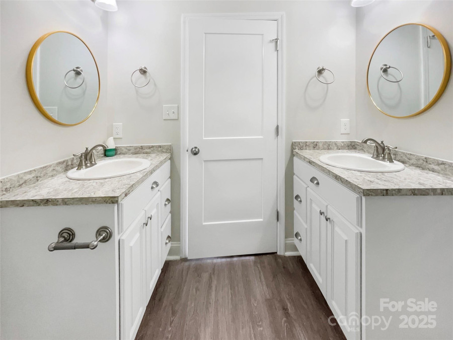 1399 Foxbrook Cir Lancaster, SC 29720