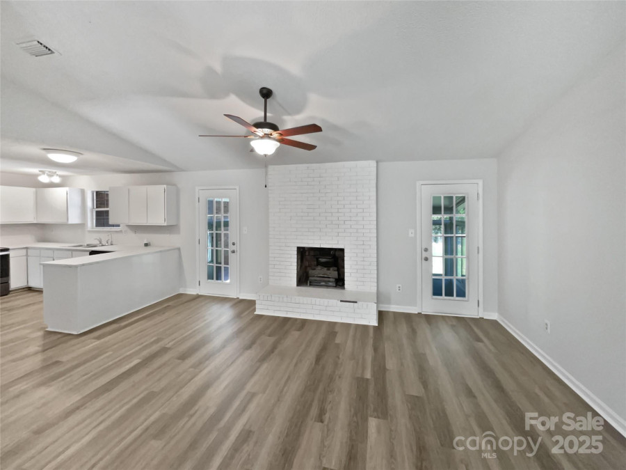 2035 Mauney Rd Bessemer City, NC 28016