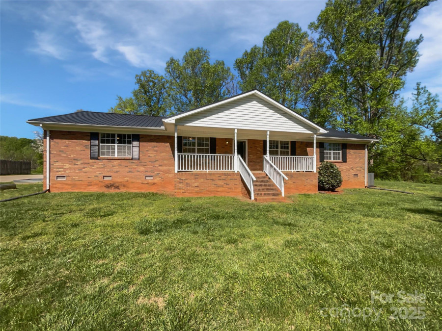 2035 Mauney Rd Bessemer City, NC 28016