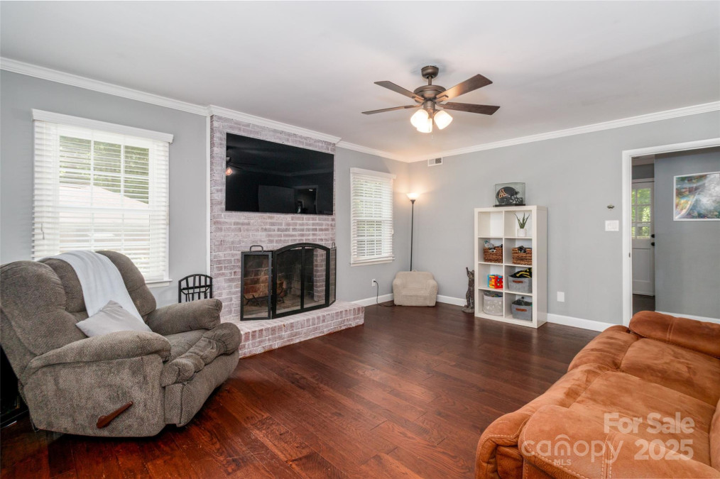 8807 Tree Haven Dr Charlotte, NC 28270
