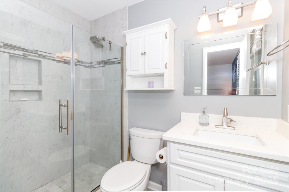 8807 Tree Haven Dr Charlotte, NC 28270