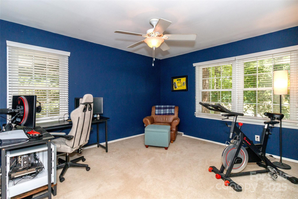 8807 Tree Haven Dr Charlotte, NC 28270