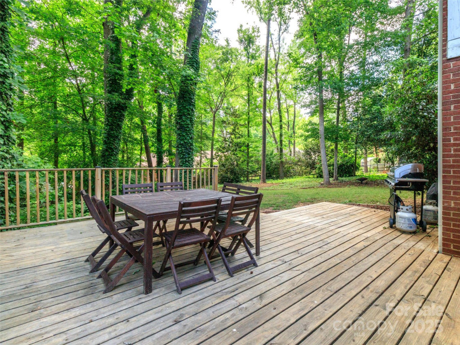 8807 Tree Haven Dr Charlotte, NC 28270