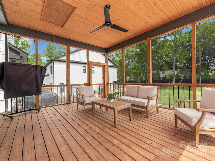 5511 Fairview Rd Charlotte, NC 28209