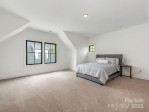 5511 Fairview Rd Charlotte, NC 28209
