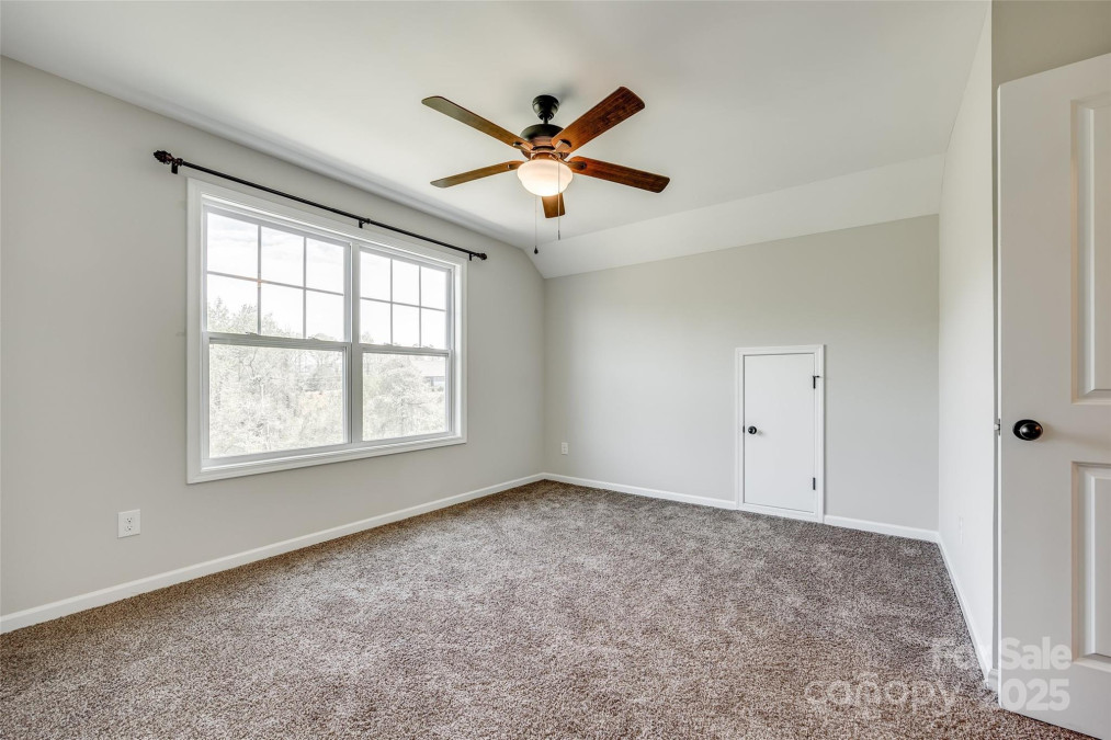 124 Rosebay Dr Mooresville, NC 28117