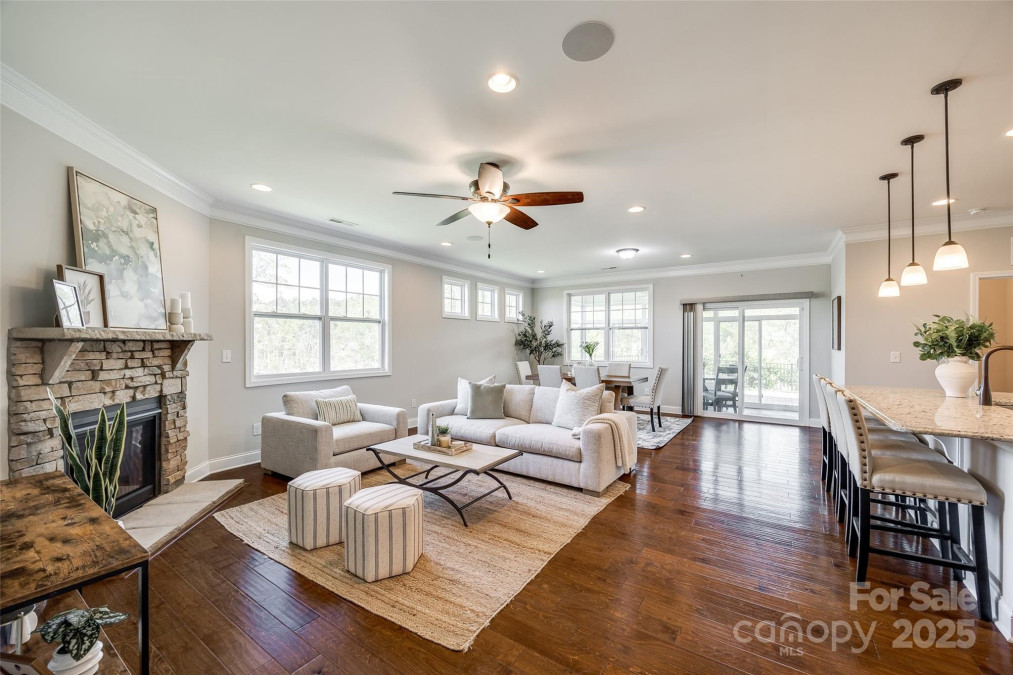 124 Rosebay Dr Mooresville, NC 28117