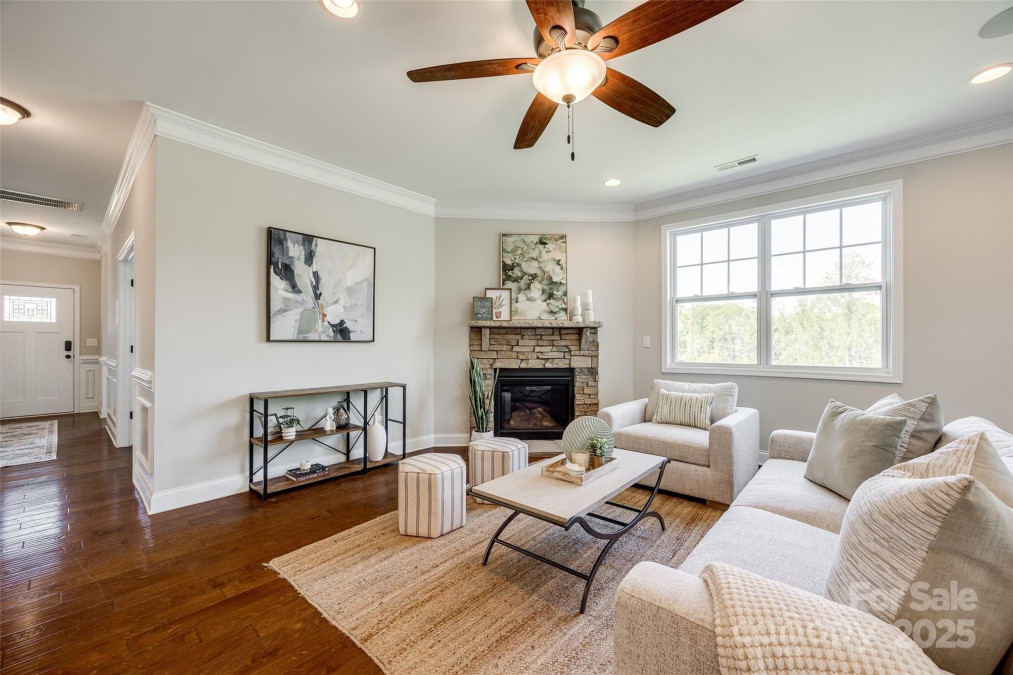124 Rosebay Dr Mooresville, NC 28117