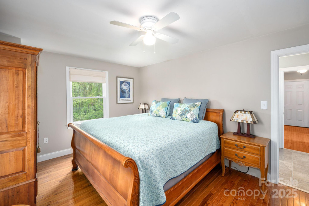 69 Heslar Way Marshall, NC 28753
