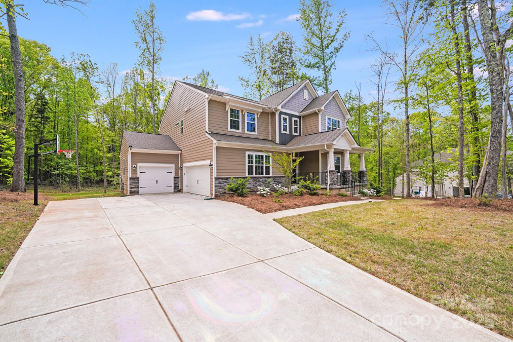 11215 Dappled Light Trl Charlotte, NC 28227