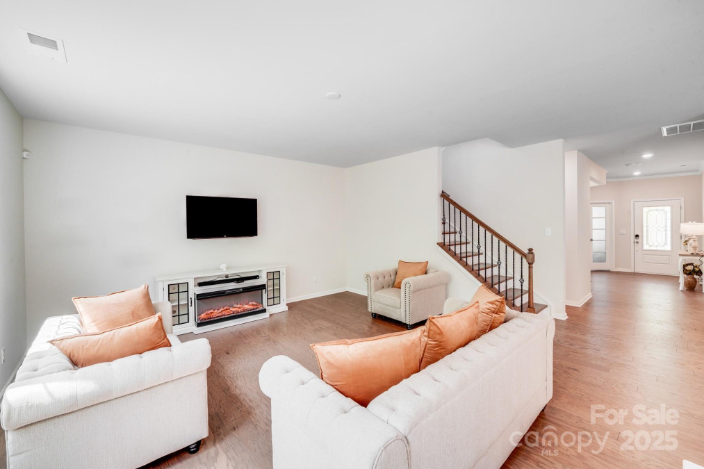 11215 Dappled Light Trl Charlotte, NC 28227