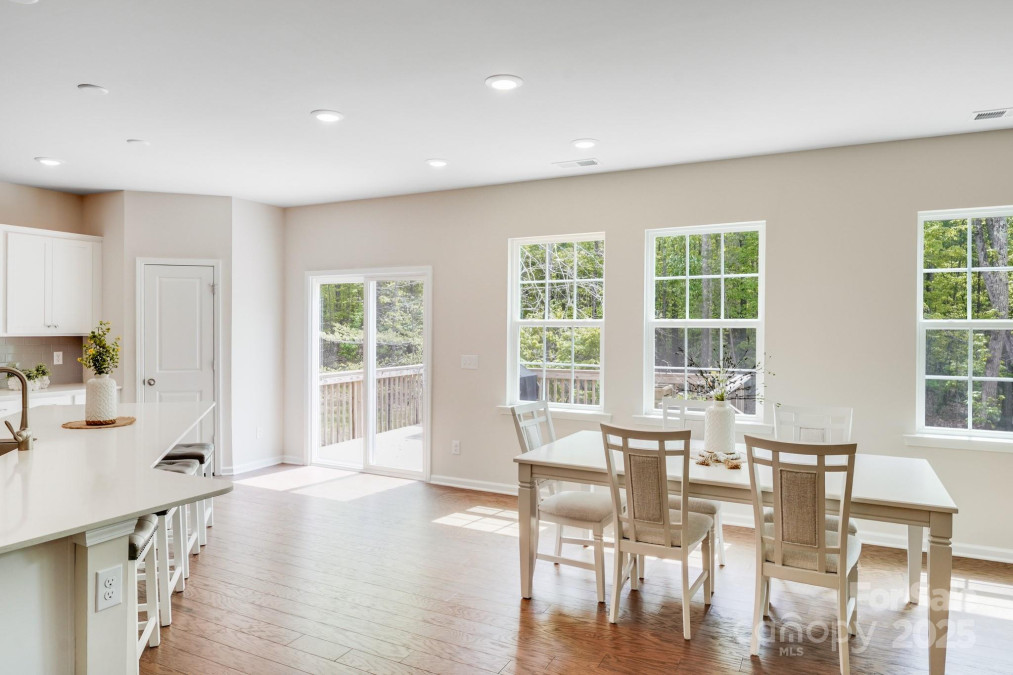 11215 Dappled Light Trl Charlotte, NC 28227