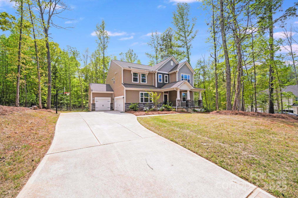 11215 Dappled Light Trl Charlotte, NC 28227