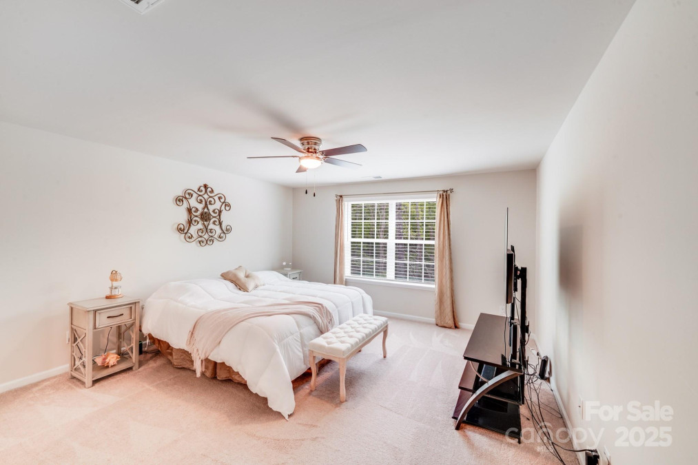 11215 Dappled Light Trl Charlotte, NC 28227