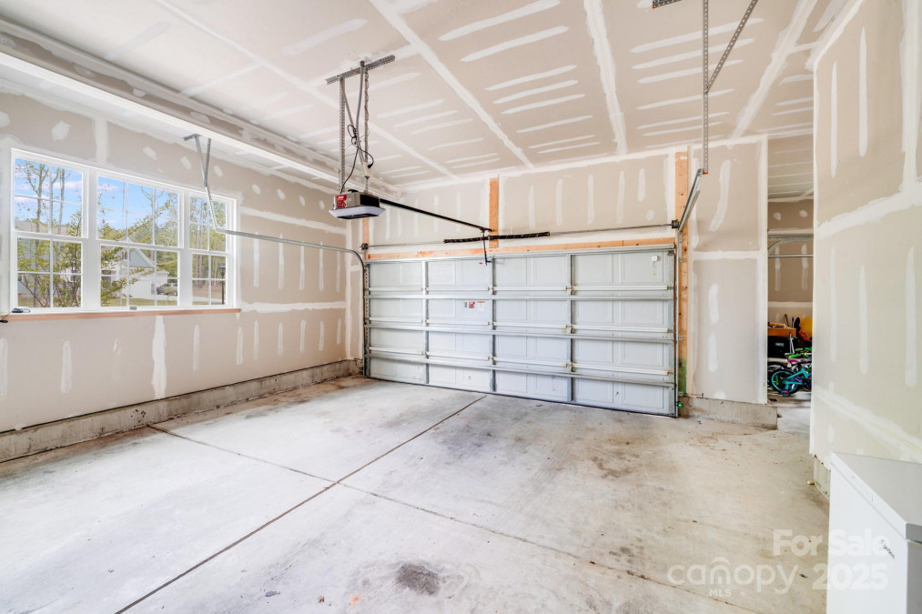 11215 Dappled Light Trl Charlotte, NC 28227