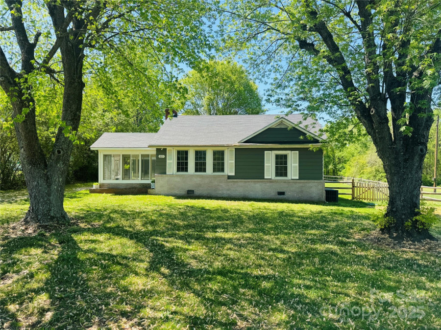 835 Leach Rd Salisbury, NC 28146
