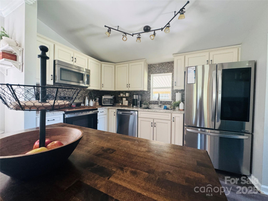 835 Leach Rd Salisbury, NC 28146