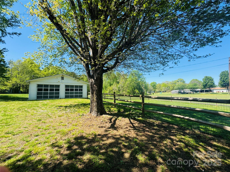 835 Leach Rd Salisbury, NC 28146