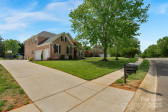 1614 Crestgate Dr Waxhaw, NC 28173