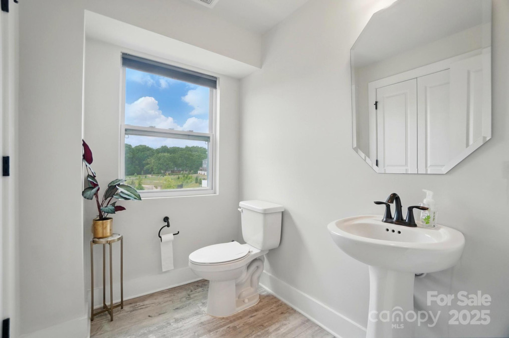 2533 Ensemble Ct Charlotte, NC 28262