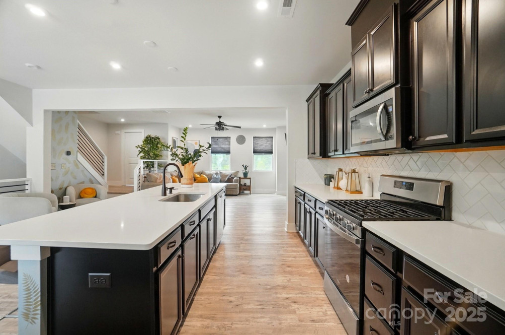 2533 Ensemble Ct Charlotte, NC 28262
