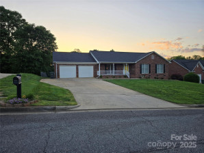 2459 Glenridge Dr Gastonia, NC 28054
