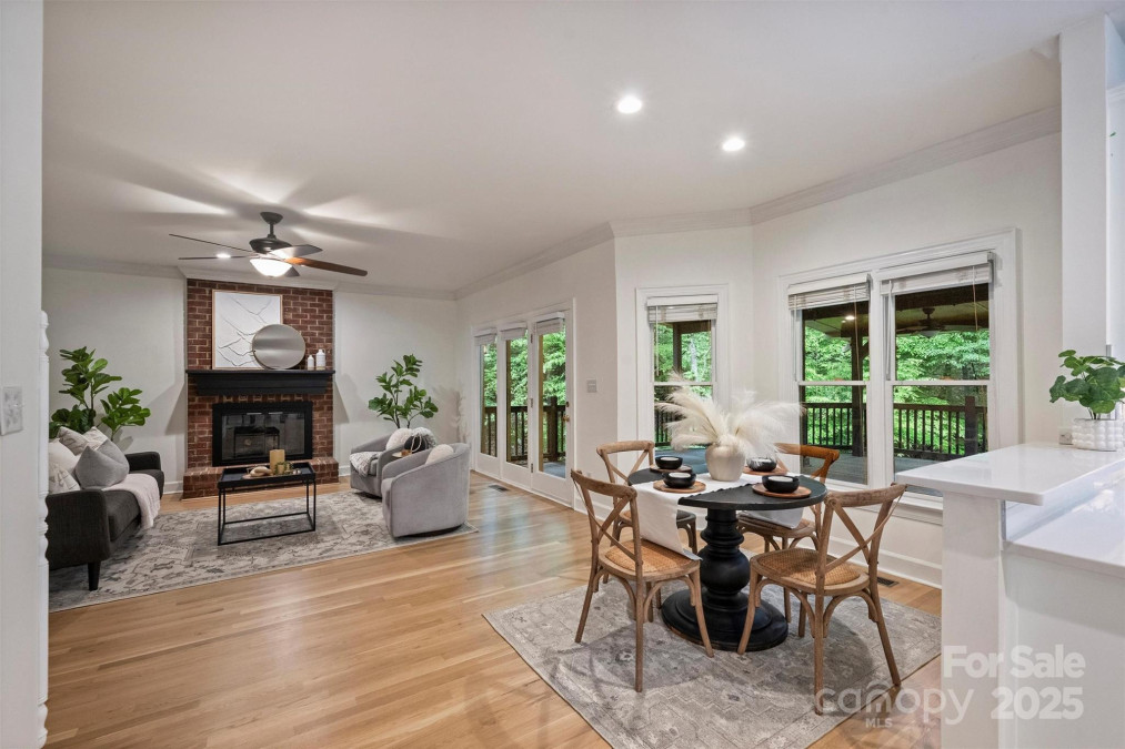 7067 Rocky Falls Rd Charlotte, NC 28211