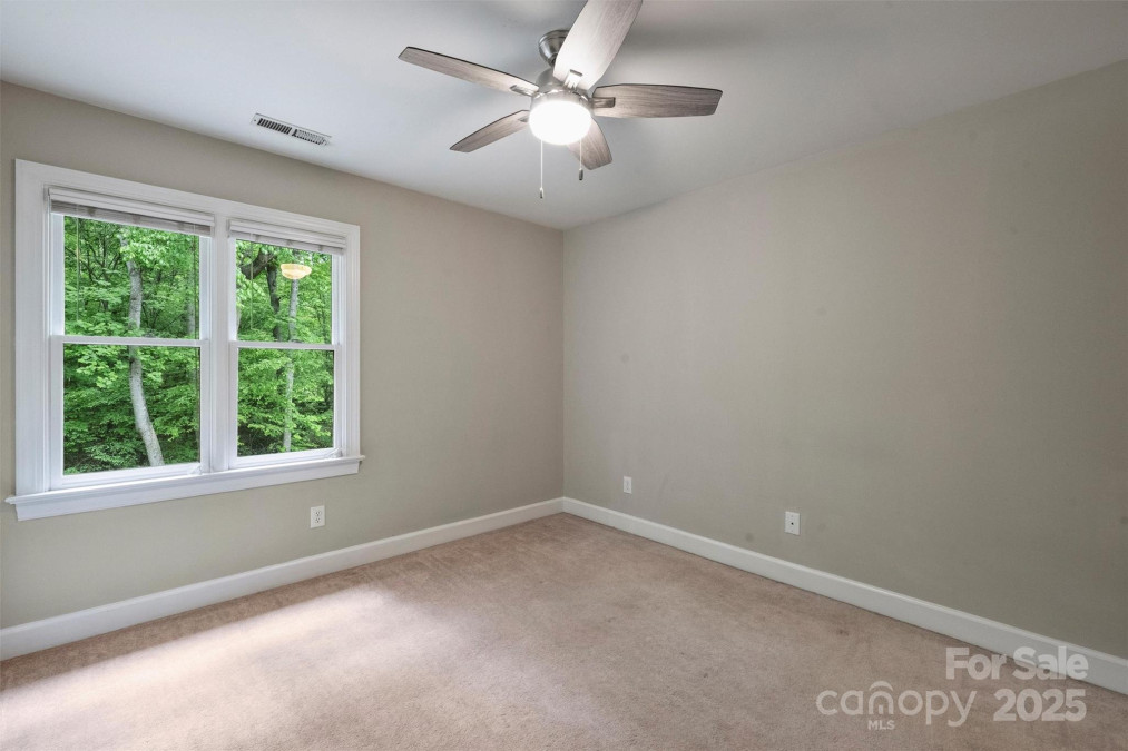 7067 Rocky Falls Rd Charlotte, NC 28211