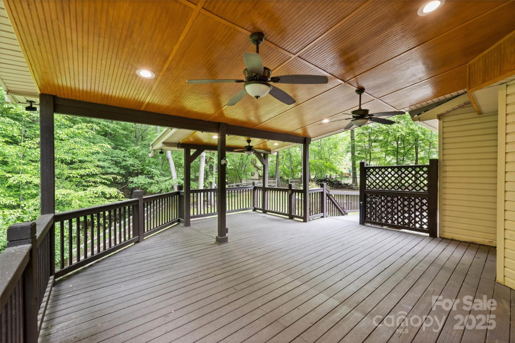 7067 Rocky Falls Rd Charlotte, NC 28211