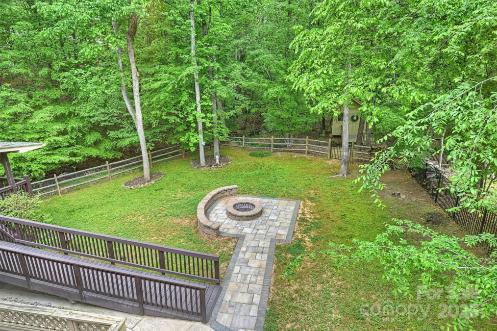 7067 Rocky Falls Rd Charlotte, NC 28211