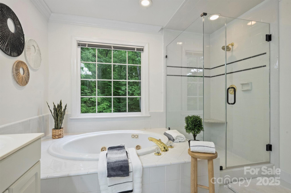 7067 Rocky Falls Rd Charlotte, NC 28211