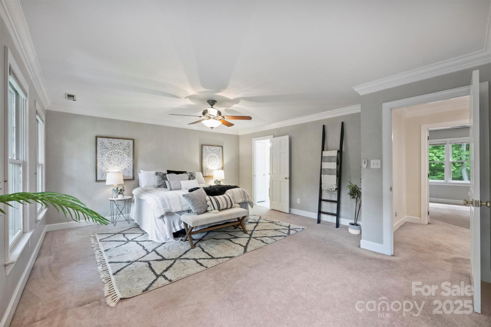 7067 Rocky Falls Rd Charlotte, NC 28211