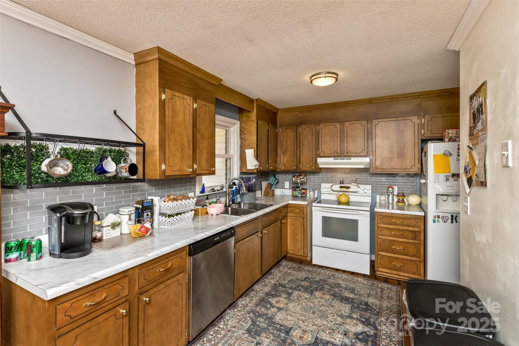 117 White Pine Ln Morganton, NC 28655