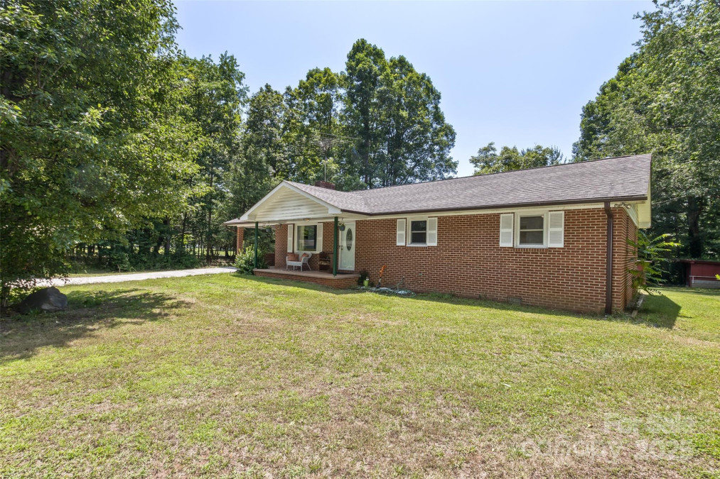 117 White Pine Ln Morganton, NC 28655