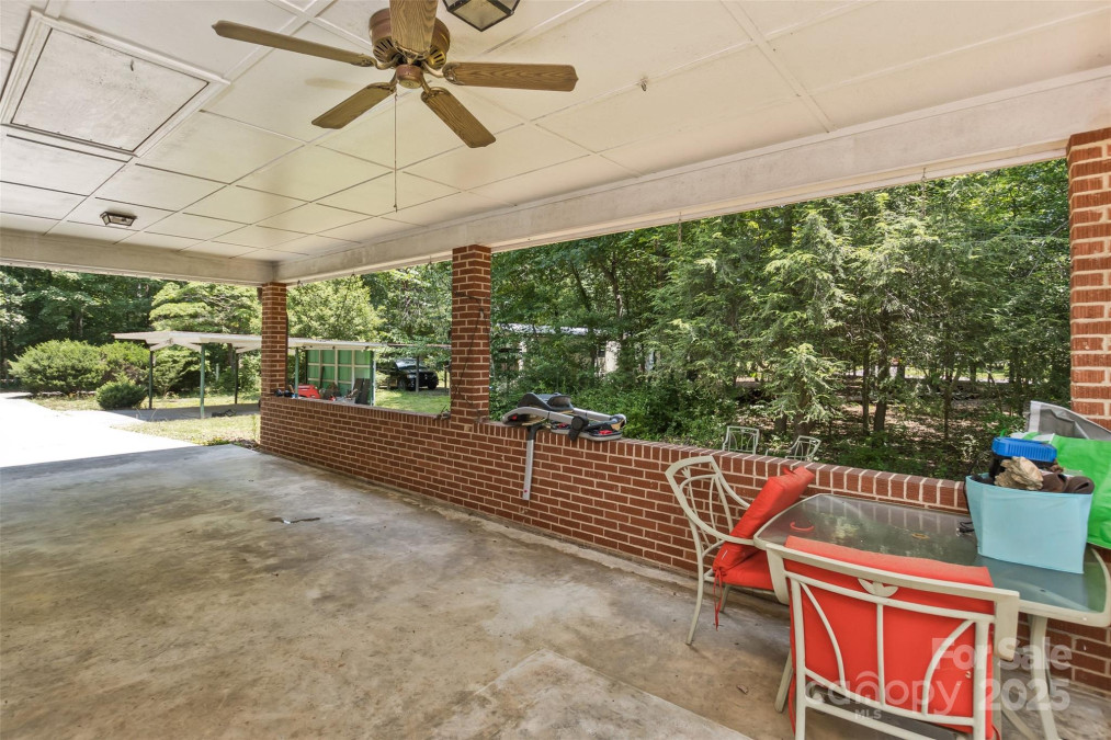 117 White Pine Ln Morganton, NC 28655