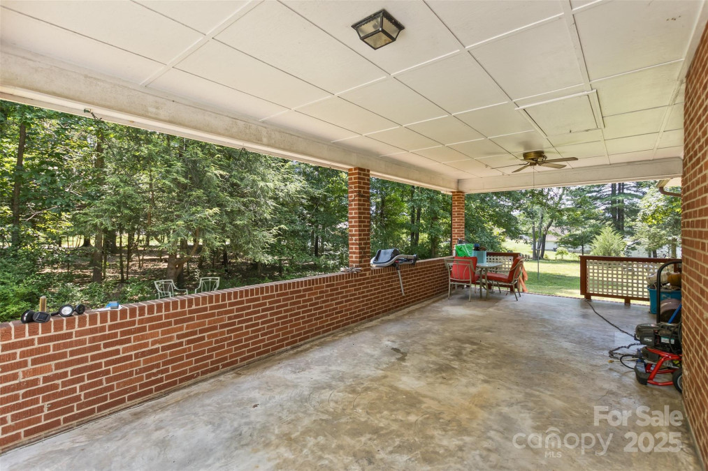 117 White Pine Ln Morganton, NC 28655