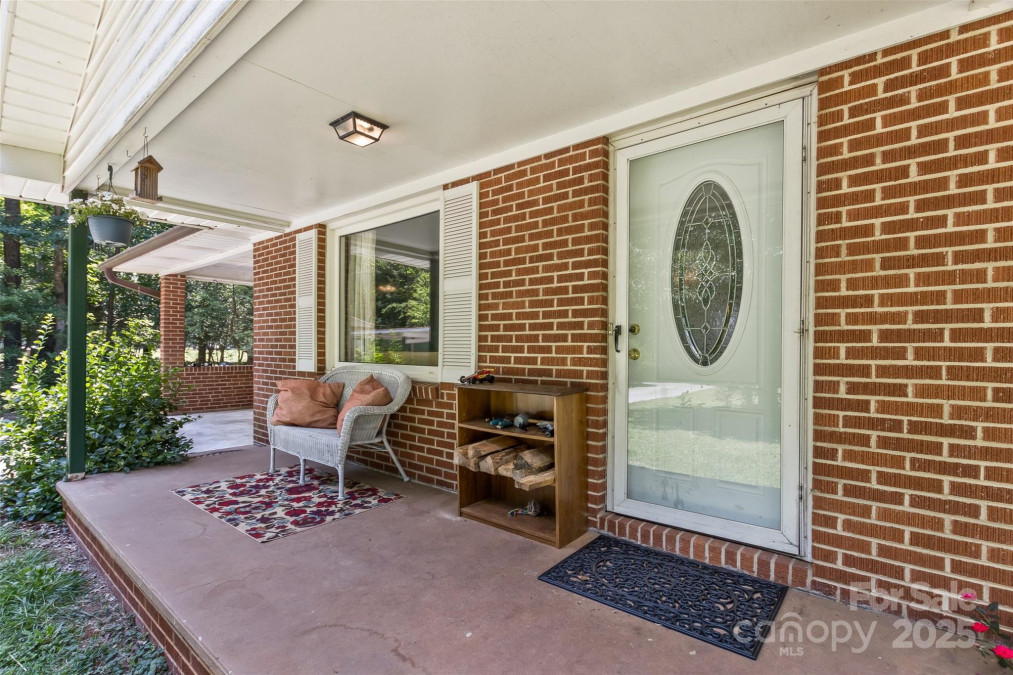 117 White Pine Ln Morganton, NC 28655