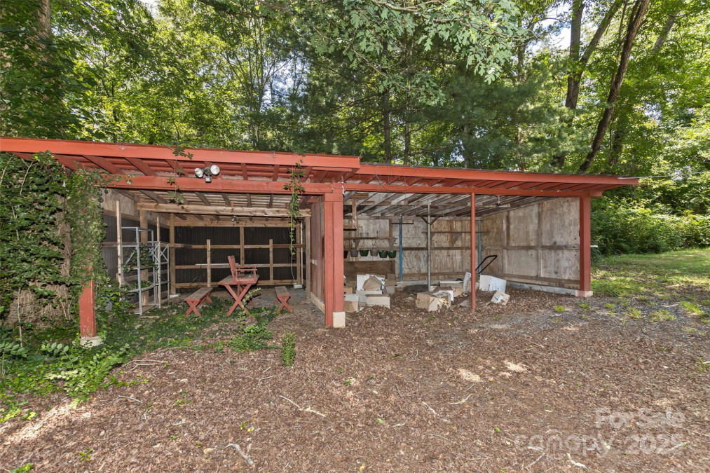 117 White Pine Ln Morganton, NC 28655