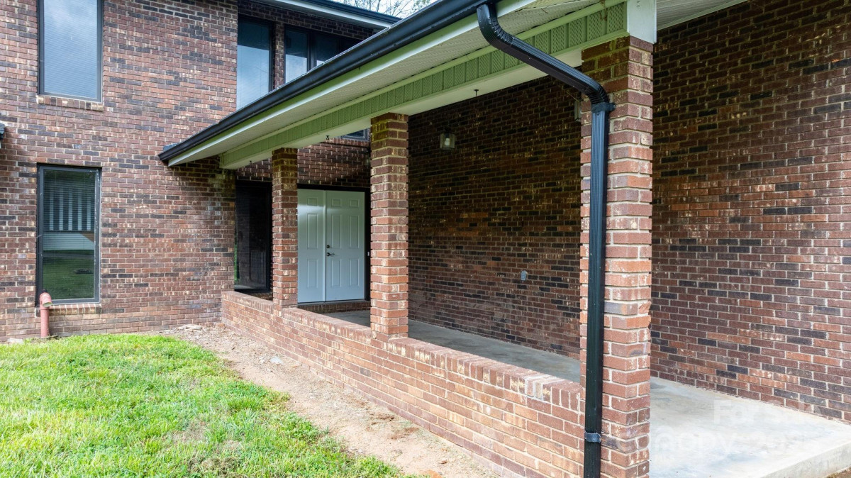 4101 Quarry Estates Rd Hudson, NC 28638