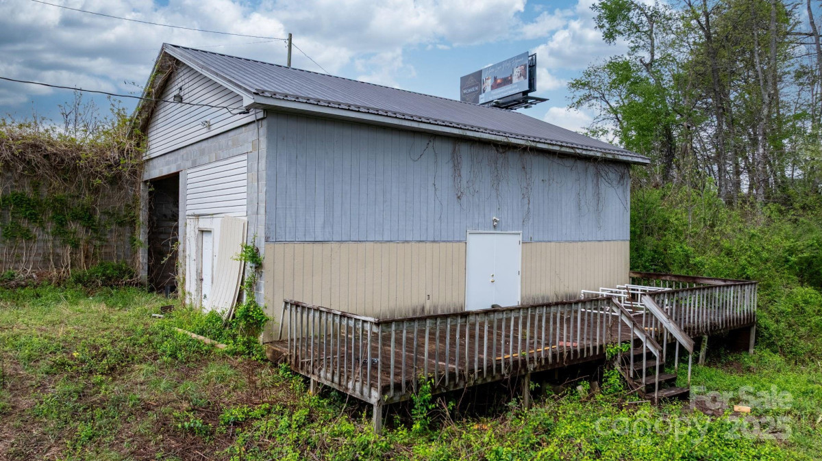4101 Quarry Estates Rd Hudson, NC 28638