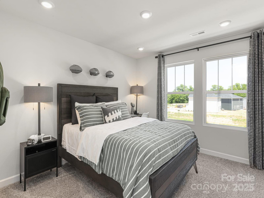 140 Shepherds Landing Dr Mooresville, NC 28115